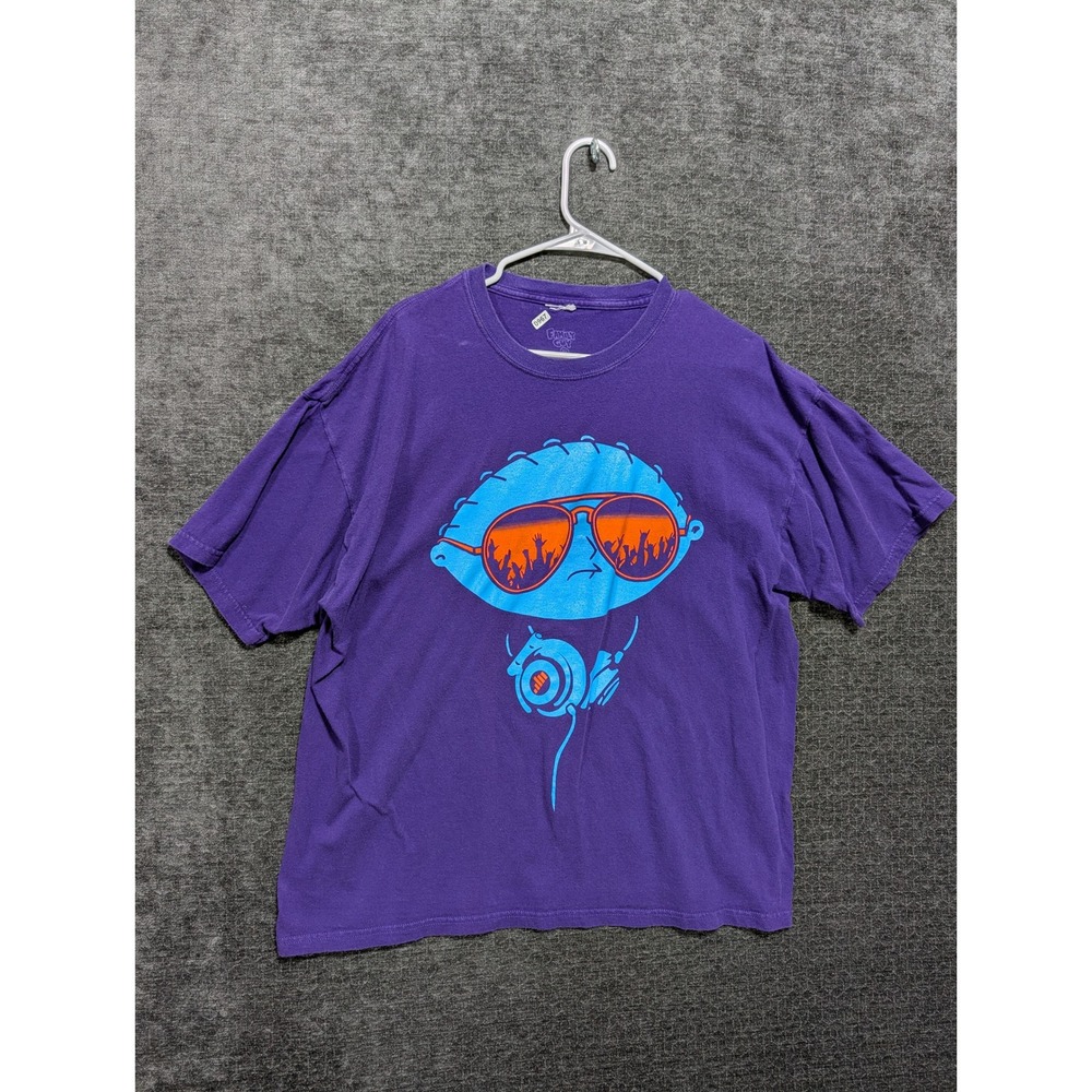 Family Guy Stewie Griffin DJ Sunglasses Graphic T-Shirt Purple Mens XL 0967